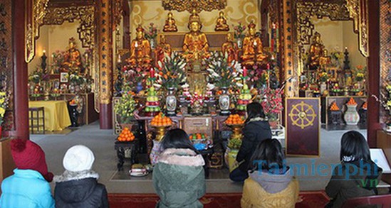 download van khan xin giai tru van han khi di chua huong