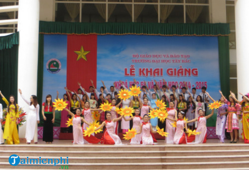 kich ban le khai giang truong cao dang